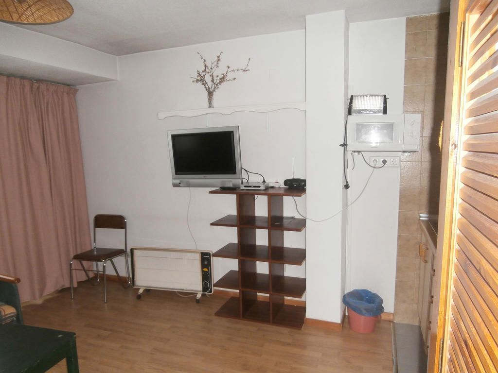 Apartamentos Mont Blanc Asn سْييرا نيفادا الغرفة الصورة