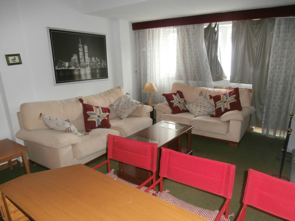 Apartamentos Mont Blanc Asn سْييرا نيفادا المظهر الخارجي الصورة