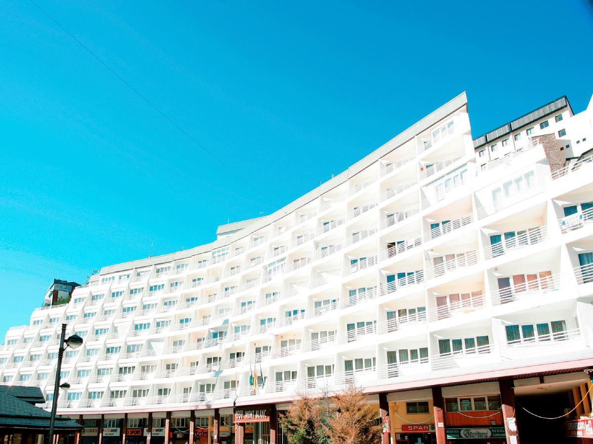 Apartamentos Mont Blanc Asn سْييرا نيفادا المظهر الخارجي الصورة